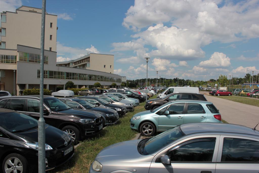 Wellness Apartments In Веленце Екстер'єр фото